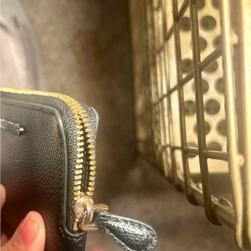 Mario Valentino Card Holder/wallet - Picture 3 of 6